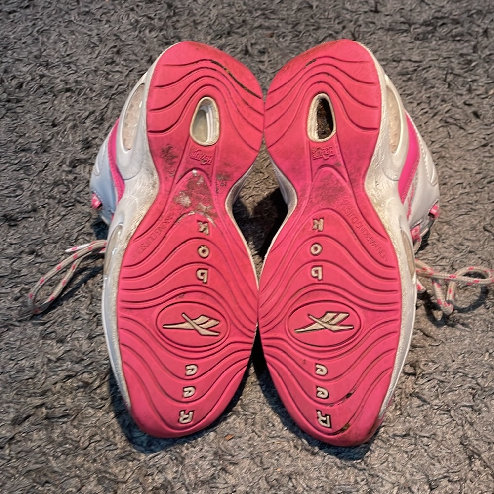 Reebok question - Picture 3 of 8